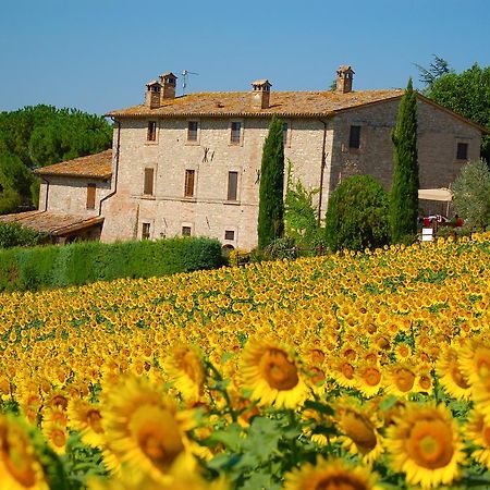 Agriturismo Casale Dei Frontini San Terenziano 외부 사진