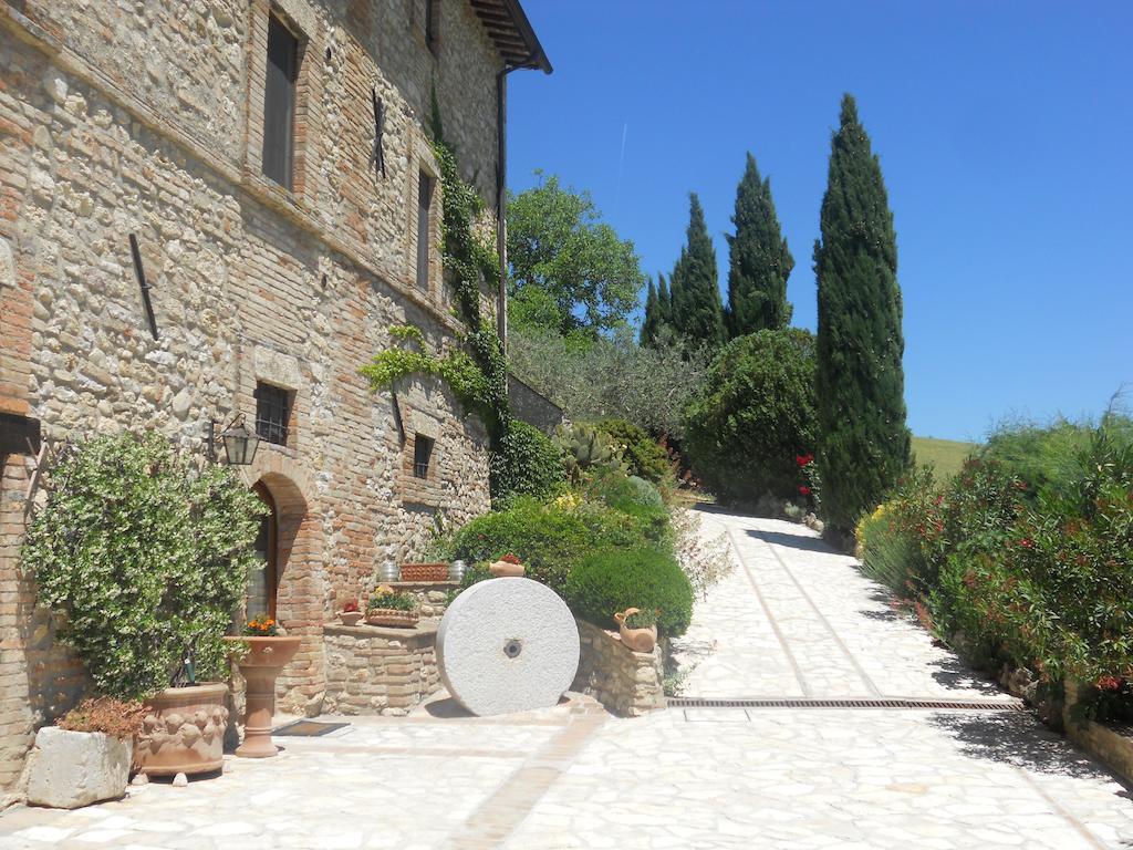 Agriturismo Casale Dei Frontini San Terenziano 외부 사진