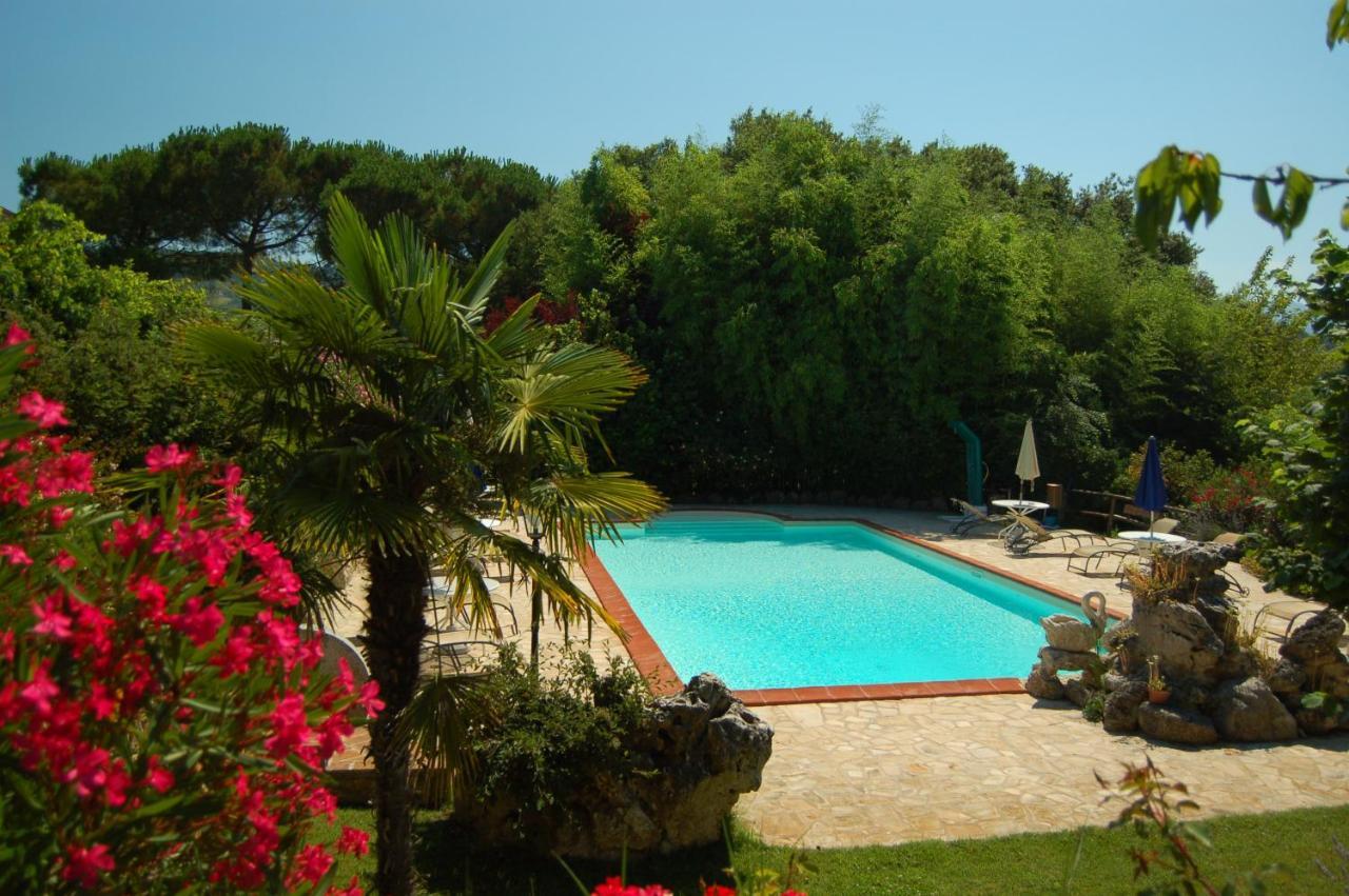 Agriturismo Casale Dei Frontini San Terenziano 외부 사진
